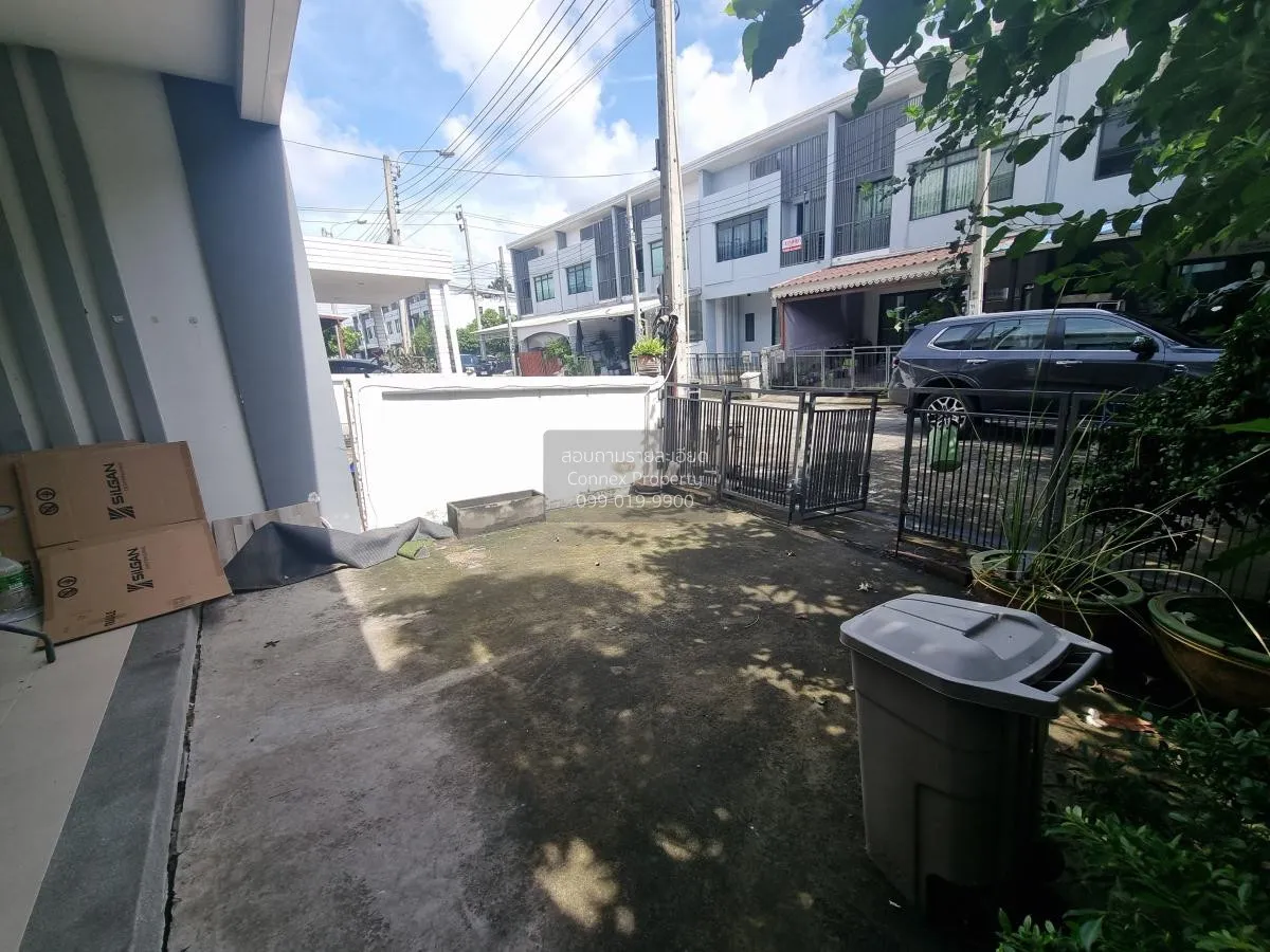 For Sale Townhouse/Townhome  , STORIES ONNUCH - WONGWAEN , Dok Ma