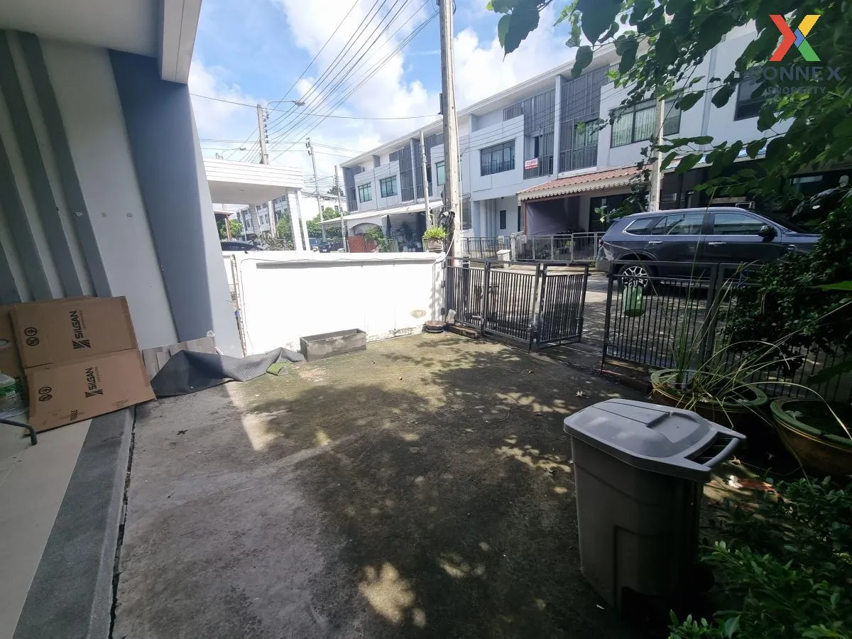 For Sale Townhouse/Townhome  , STORIES ONNUCH - WONGWAEN , Dok Ma