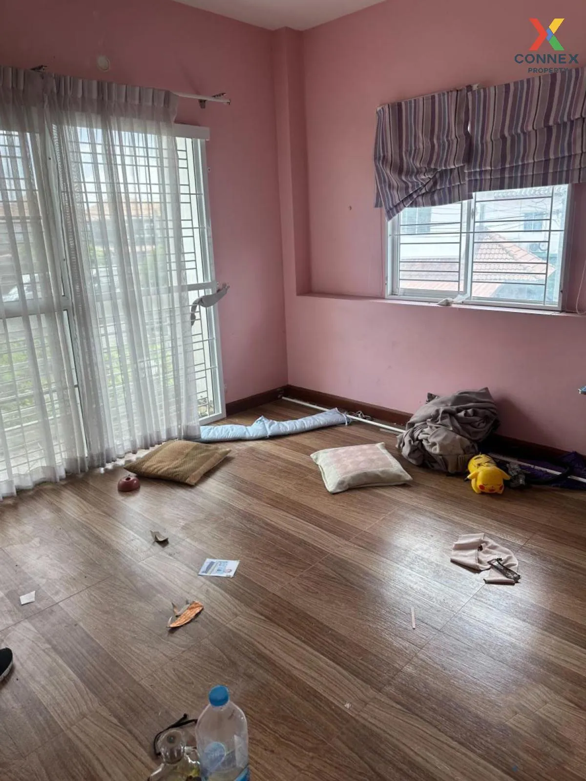 For Sale House , Lanceo Phetkasem 77 , corner unit , Nong Khaem ,