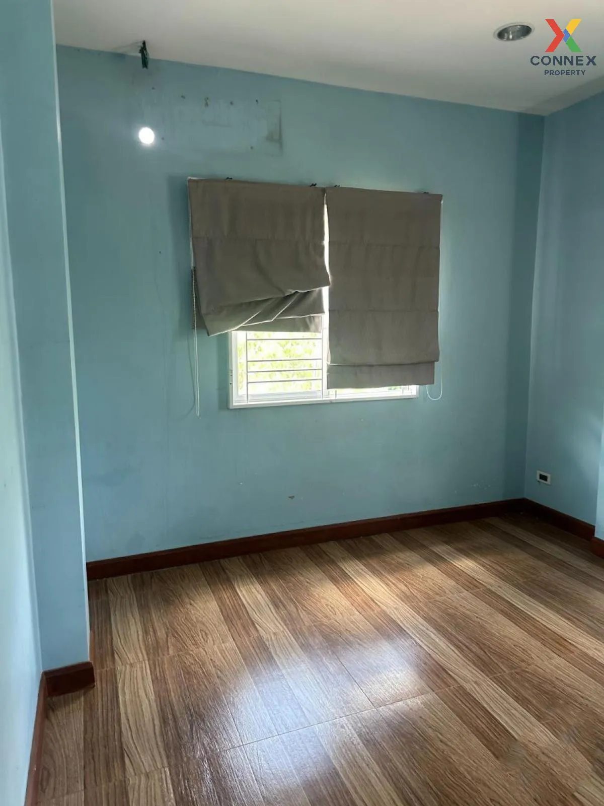 For Sale House , Lanceo Phetkasem 77 , corner unit , Nong Khaem ,