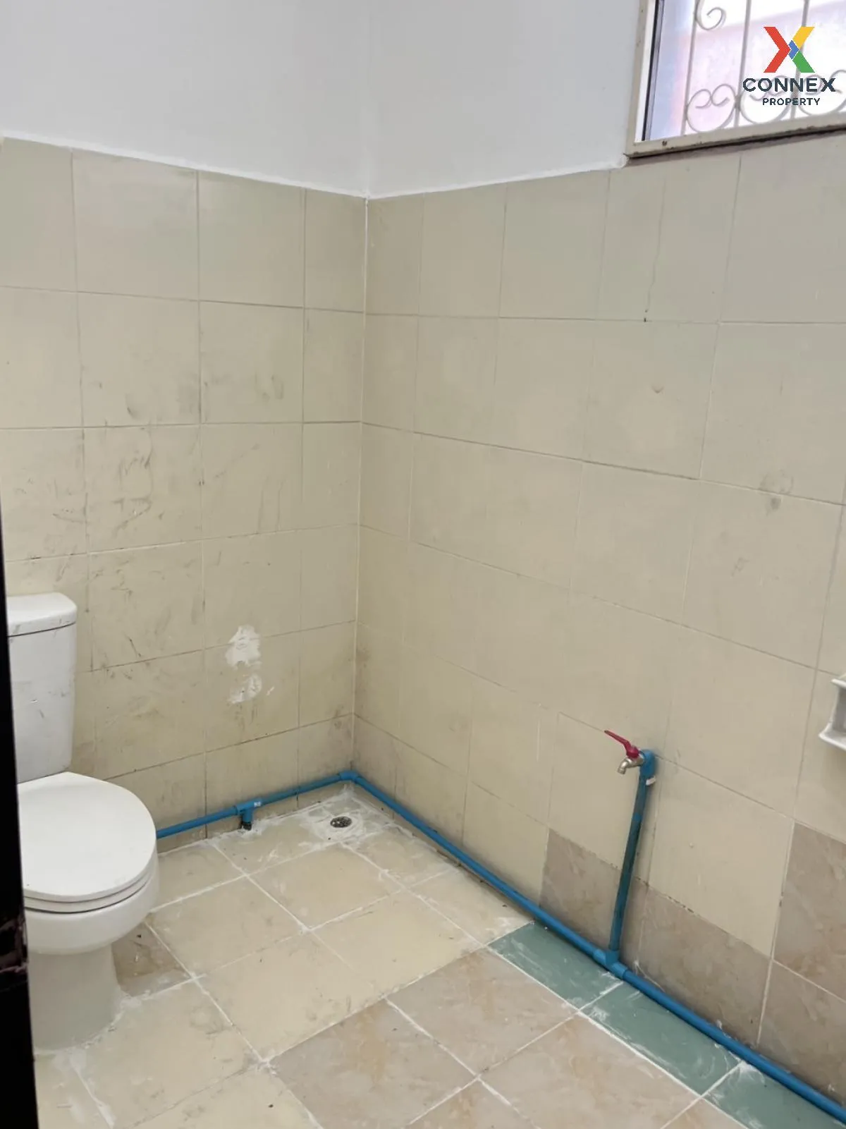 ขายทาวน์เฮ้าส์/ทาวน์โฮม  บ้านพรธิสาร 5 ลำผักกูด ธัญบุรี ปทุมธานี 