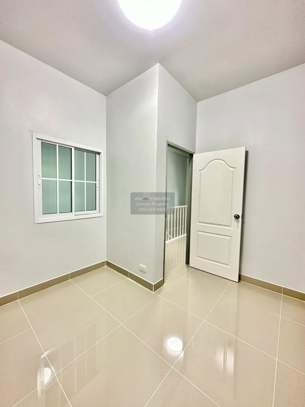 ขายทาวน์เฮ้าส์/ทาวน์โฮม  บ้านปิยวรารมย์ 3 รีโนเวทใหม่ ไทรน้อย ไทร