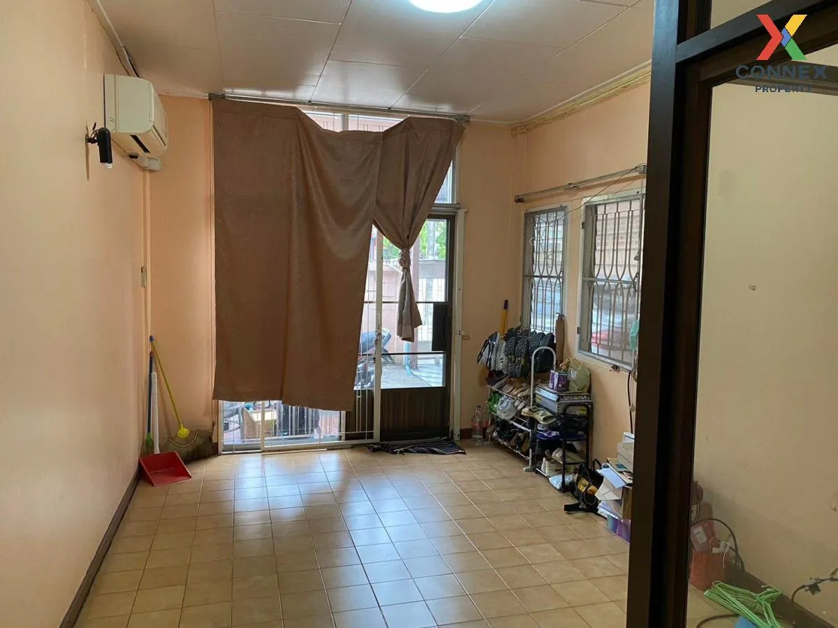 For Sale House , Phong Phet Chaengwattana 14 , MRT-Lak Si , Thung