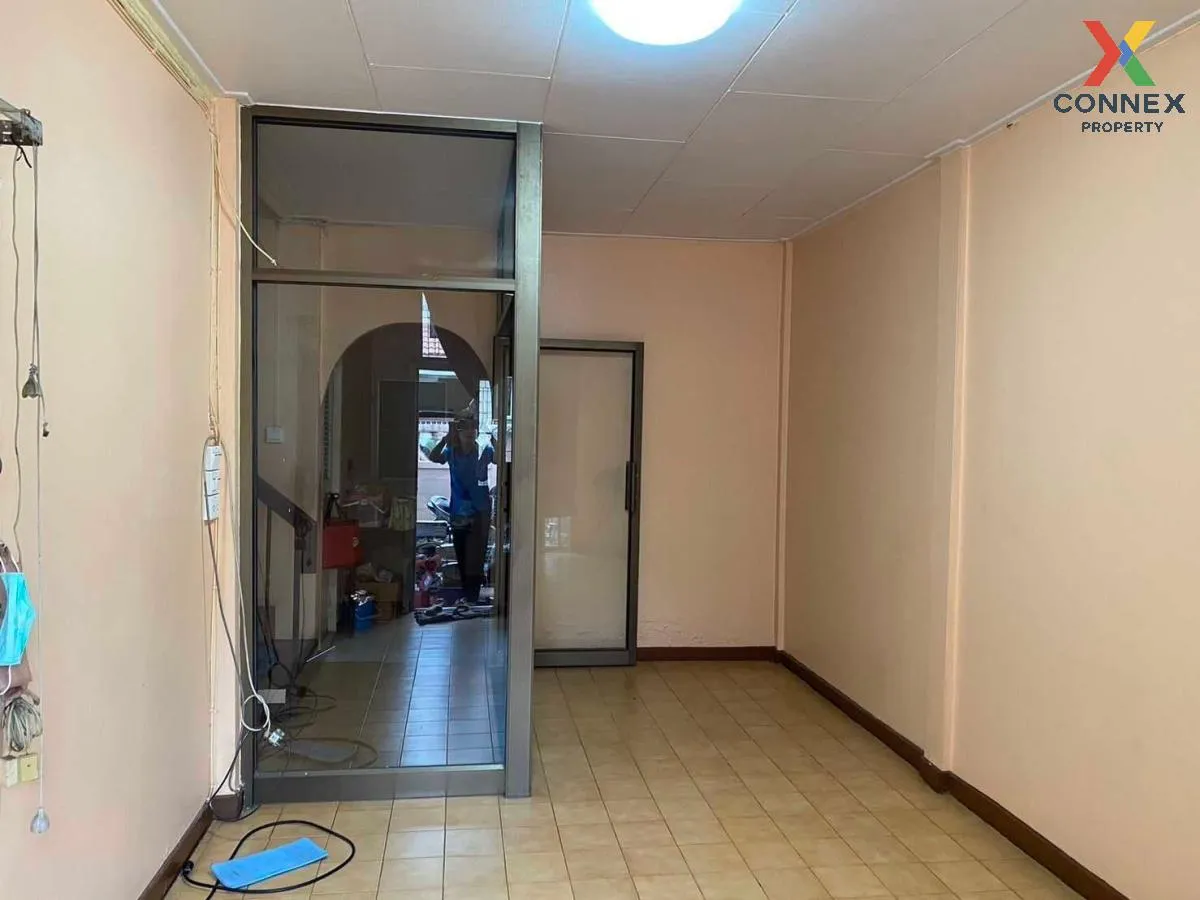 For Sale House , Phong Phet Chaengwattana 14 , MRT-Lak Si , Thung