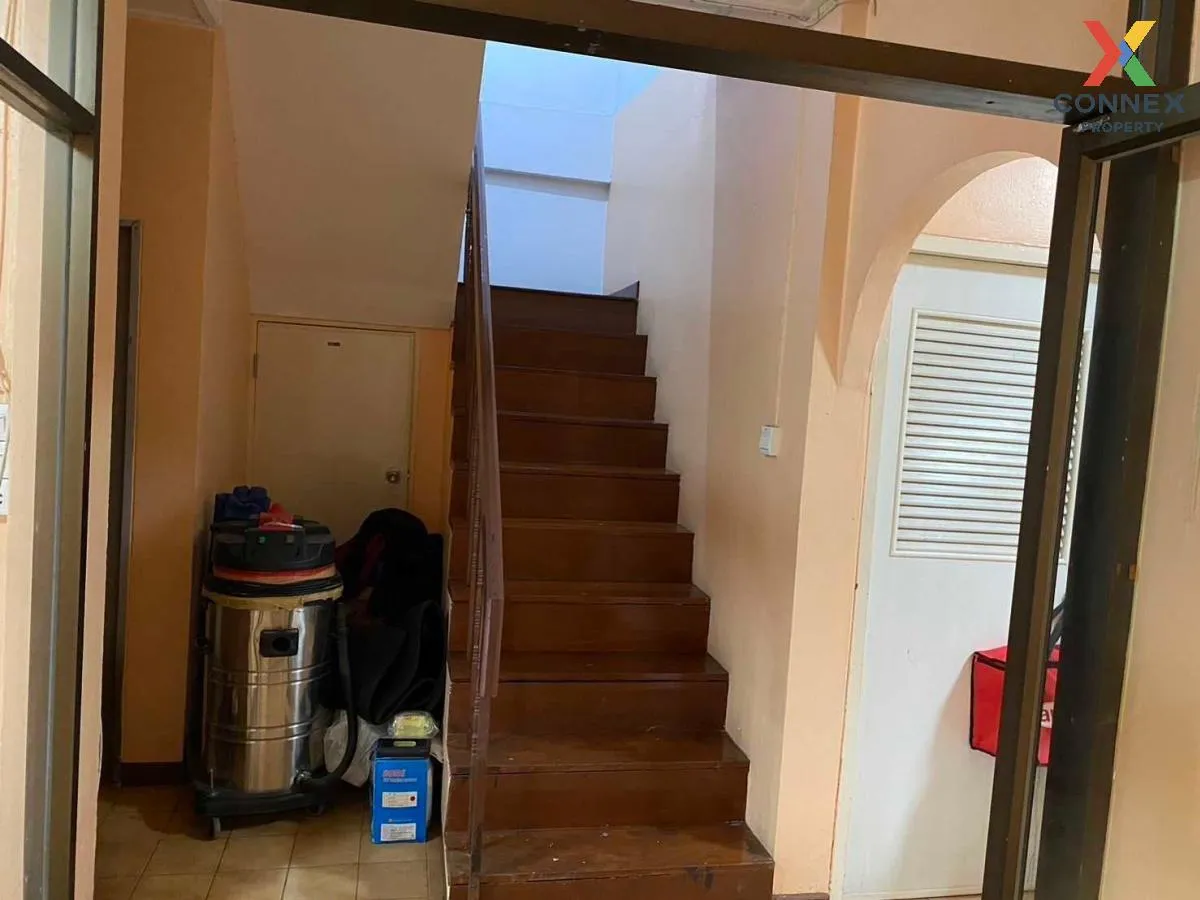 For Sale House , Phong Phet Chaengwattana 14 , MRT-Lak Si , Thung