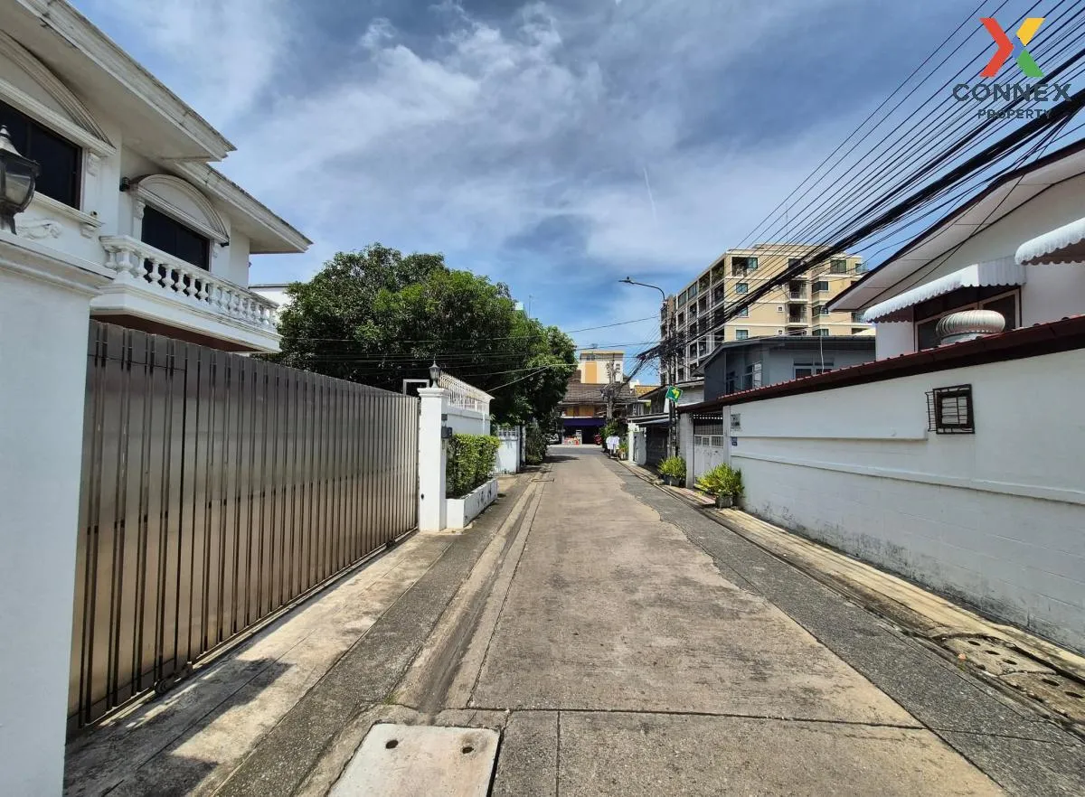 เช่าบ้านเดี่ยวให้เช่า , รัชดา ห้องมุม หน้ากว้าง สามเสนนอก เขต ห้ว 4