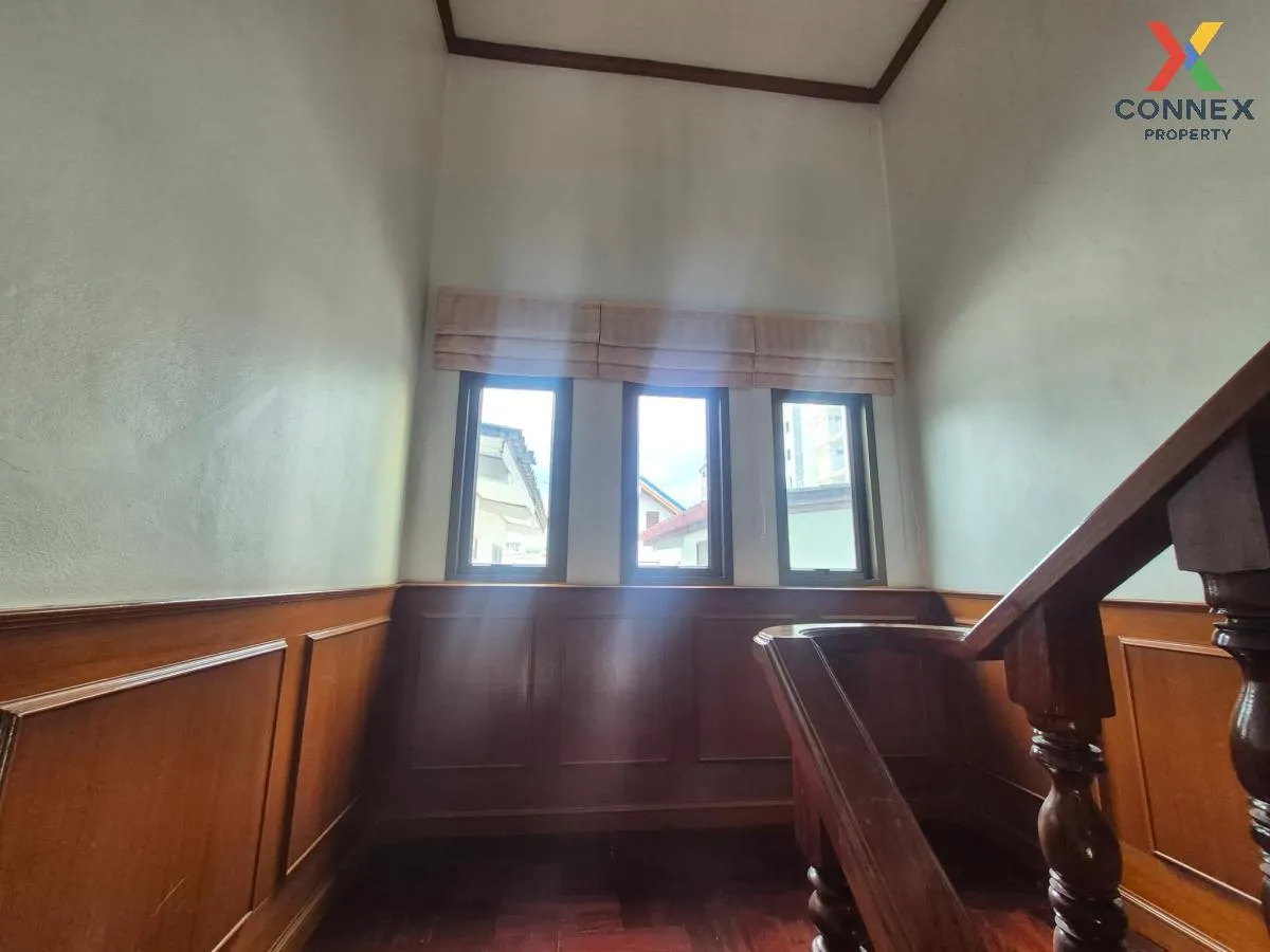 เช่าบ้านเดี่ยวให้เช่า , รัชดา ห้องมุม หน้ากว้าง สามเสนนอก เขต ห้ว