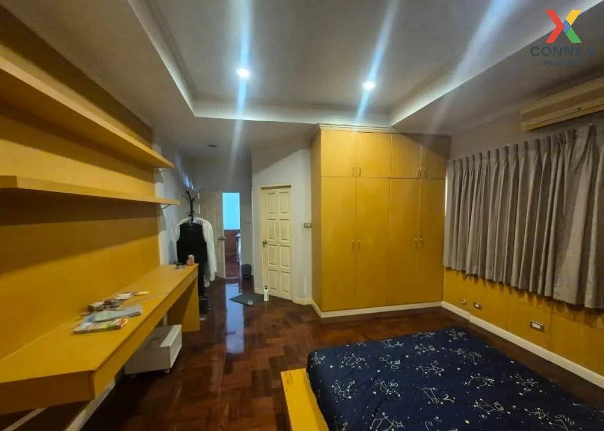 เช่าบ้านเดี่ยวให้เช่า , รัชดา ห้องมุม หน้ากว้าง สามเสนนอก เขต ห้ว