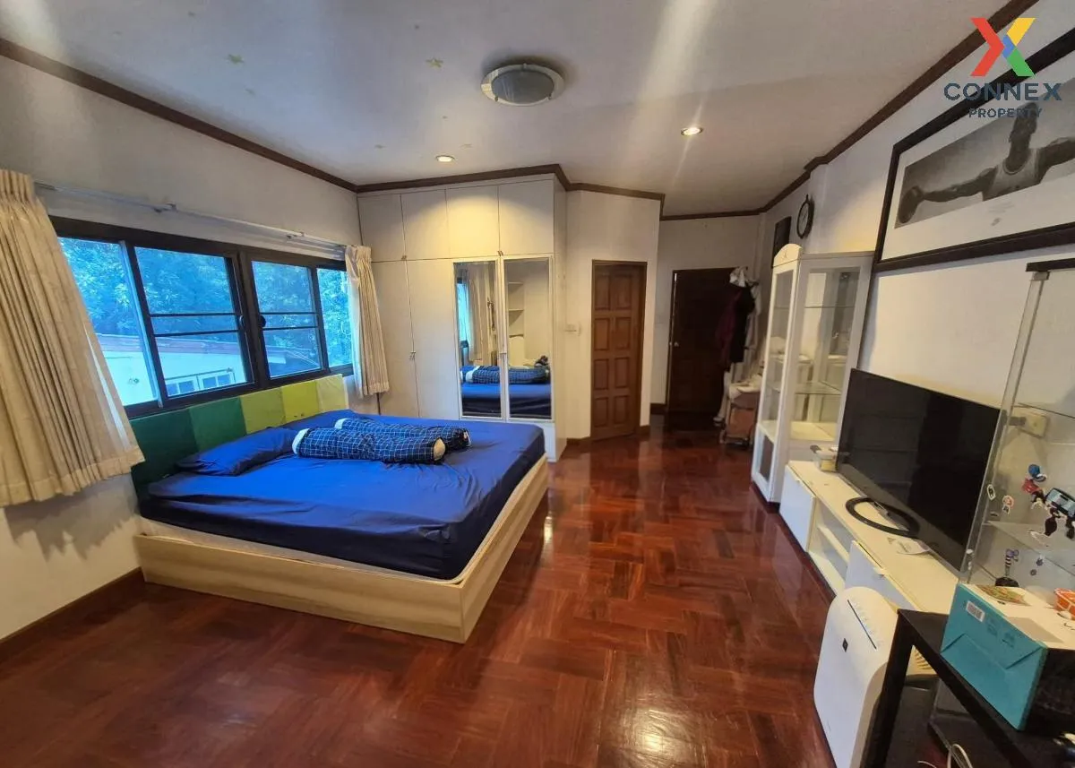 เช่าบ้านเดี่ยวให้เช่า , รัชดา ห้องมุม หน้ากว้าง สามเสนนอก เขต ห้ว