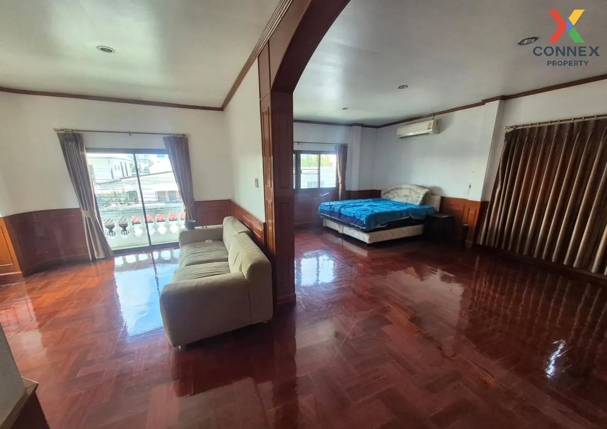 เช่าบ้านเดี่ยวให้เช่า , รัชดา ห้องมุม หน้ากว้าง สามเสนนอก เขต ห้ว