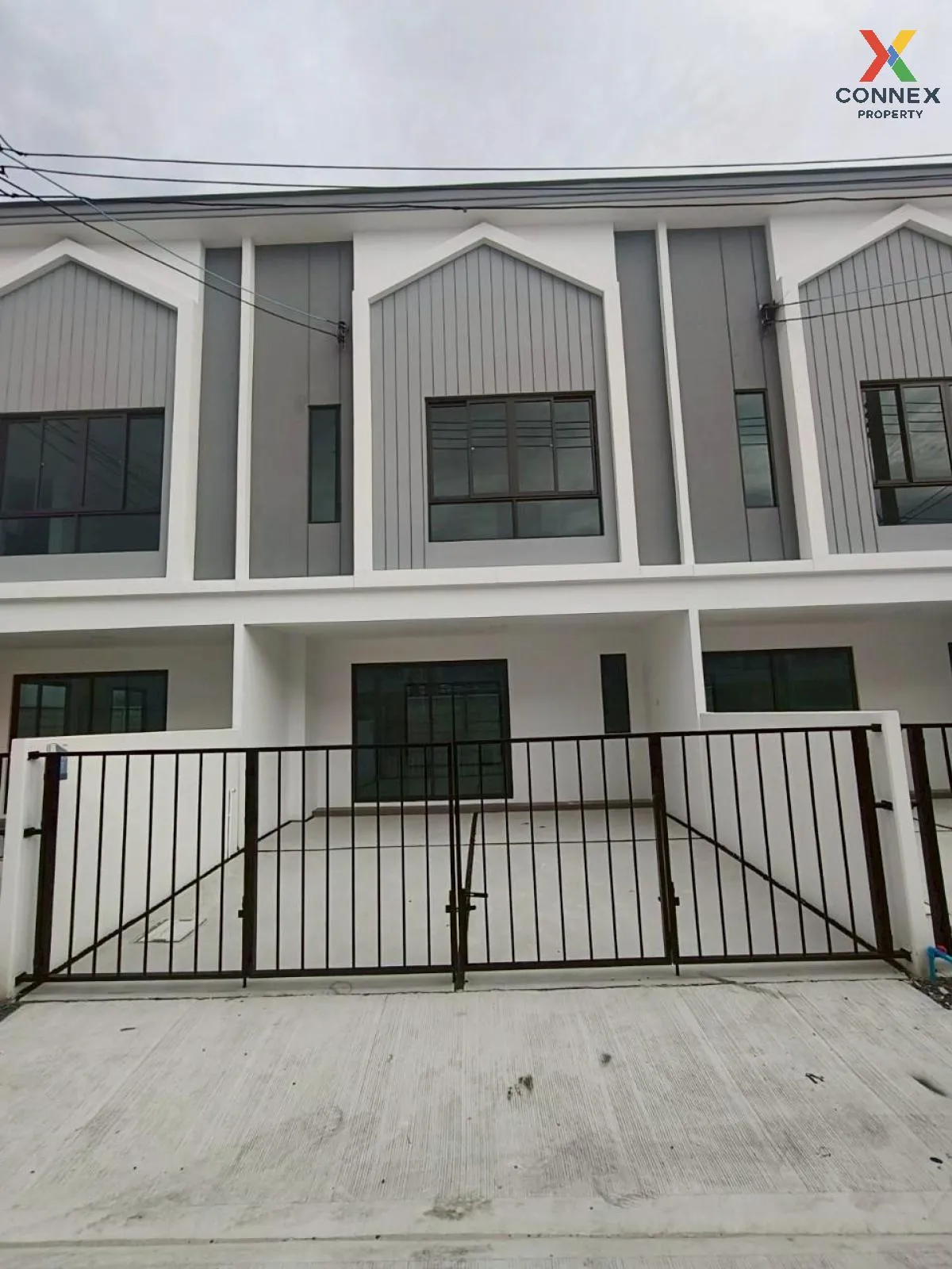For Rent Townhouse/Townhome  , The Connect Prachauthit , Nai Khlo 1