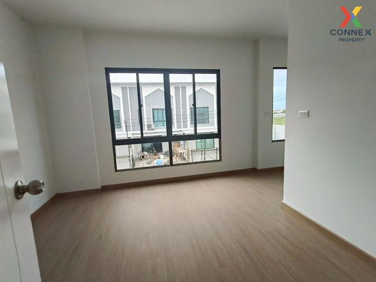 For Rent Townhouse/Townhome  , The Connect Prachauthit , Nai Khlo 3