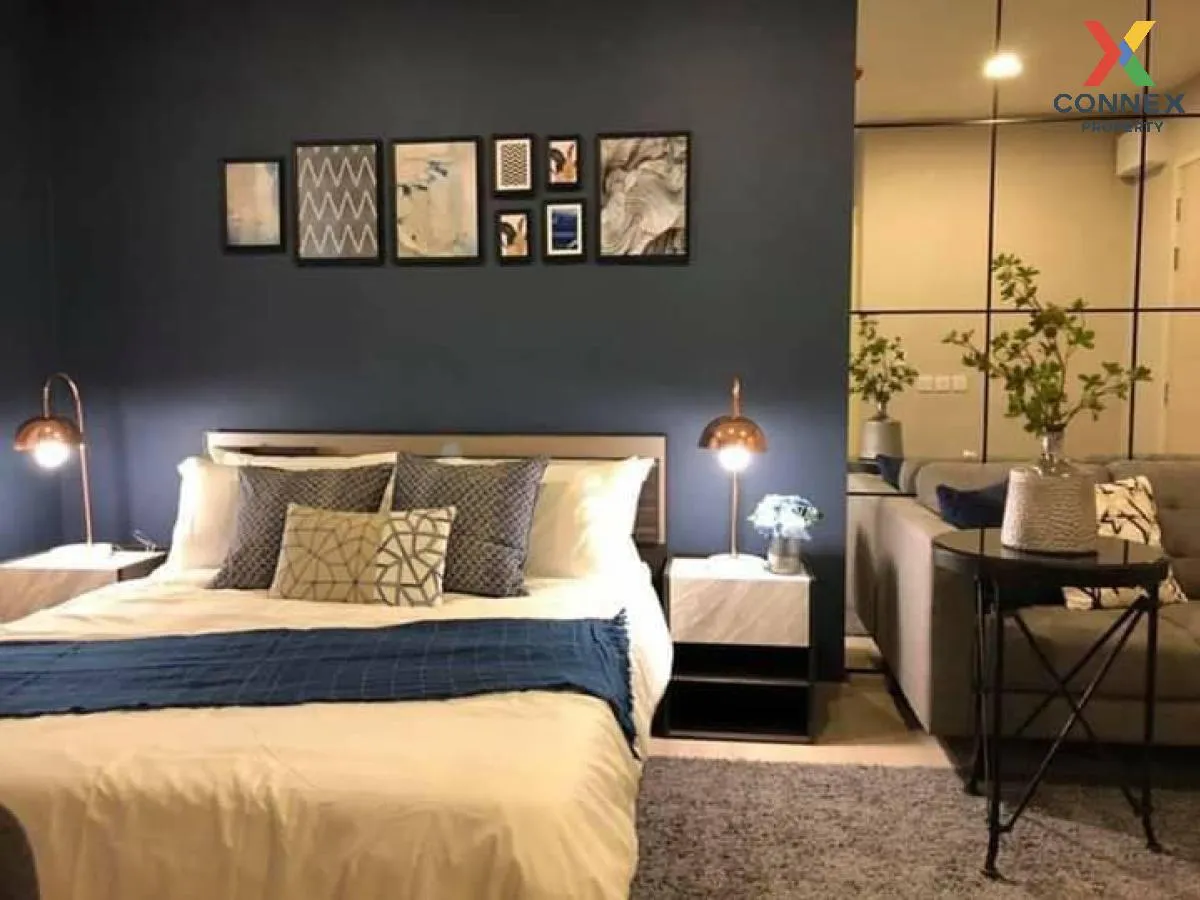 For Rent Condo , Life Asoke , high floor , MRT-Phetchaburi , Bang 1