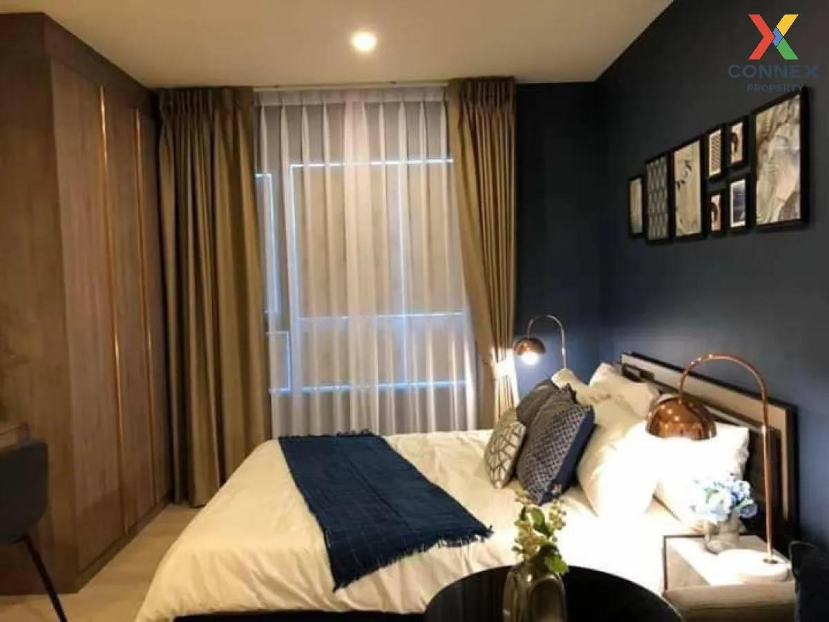 For Rent Condo , Life Asoke , high floor , MRT-Phetchaburi , Bang 2