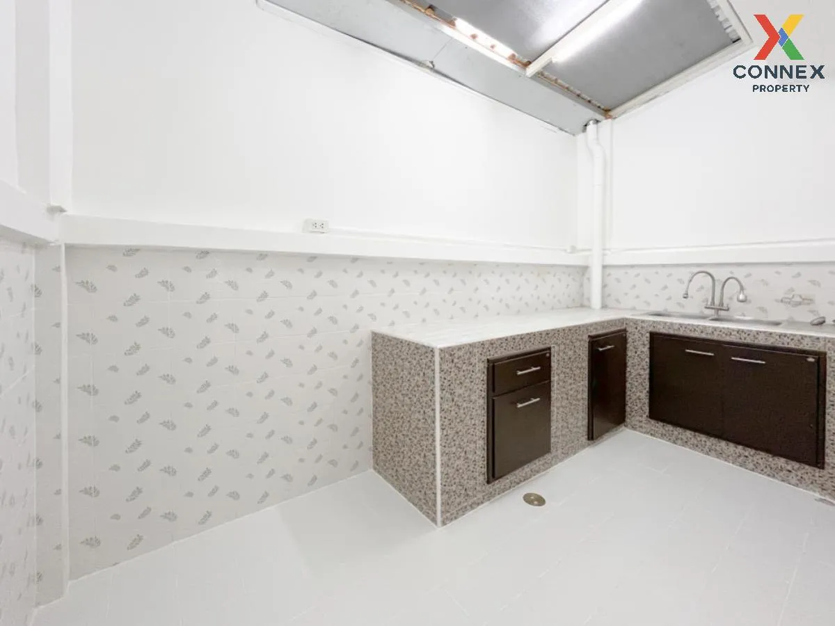 ขายทาวน์เฮ้าส์/ทาวน์โฮม  ไพรลดา 1-2 ท่าข้าม เขต บางขุนเทียน กรุงเ