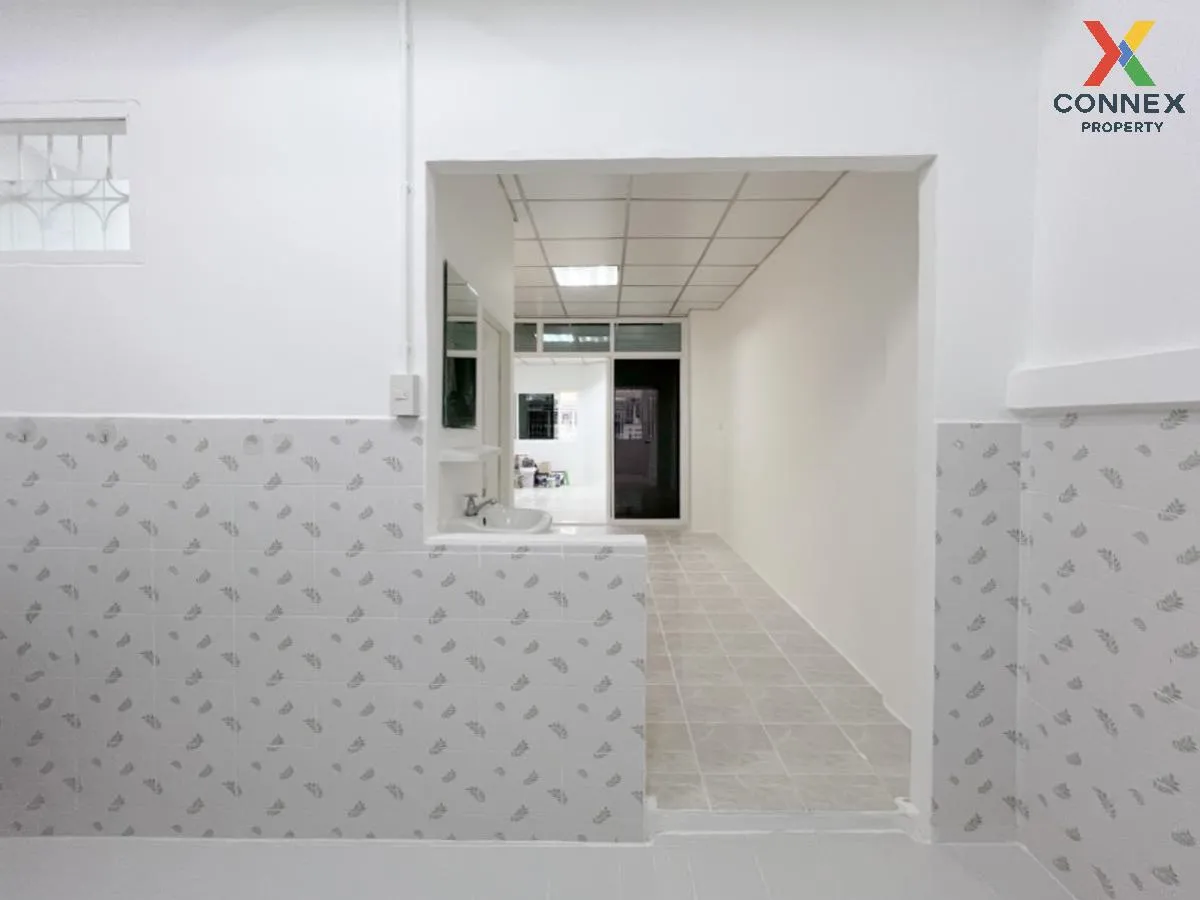 ขายทาวน์เฮ้าส์/ทาวน์โฮม  ไพรลดา 1-2 ท่าข้าม เขต บางขุนเทียน กรุงเ