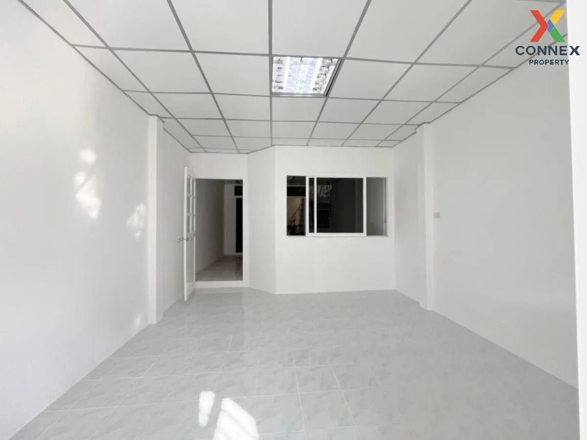 ขายทาวน์เฮ้าส์/ทาวน์โฮม  ไพรลดา 1-2 ท่าข้าม เขต บางขุนเทียน กรุงเ