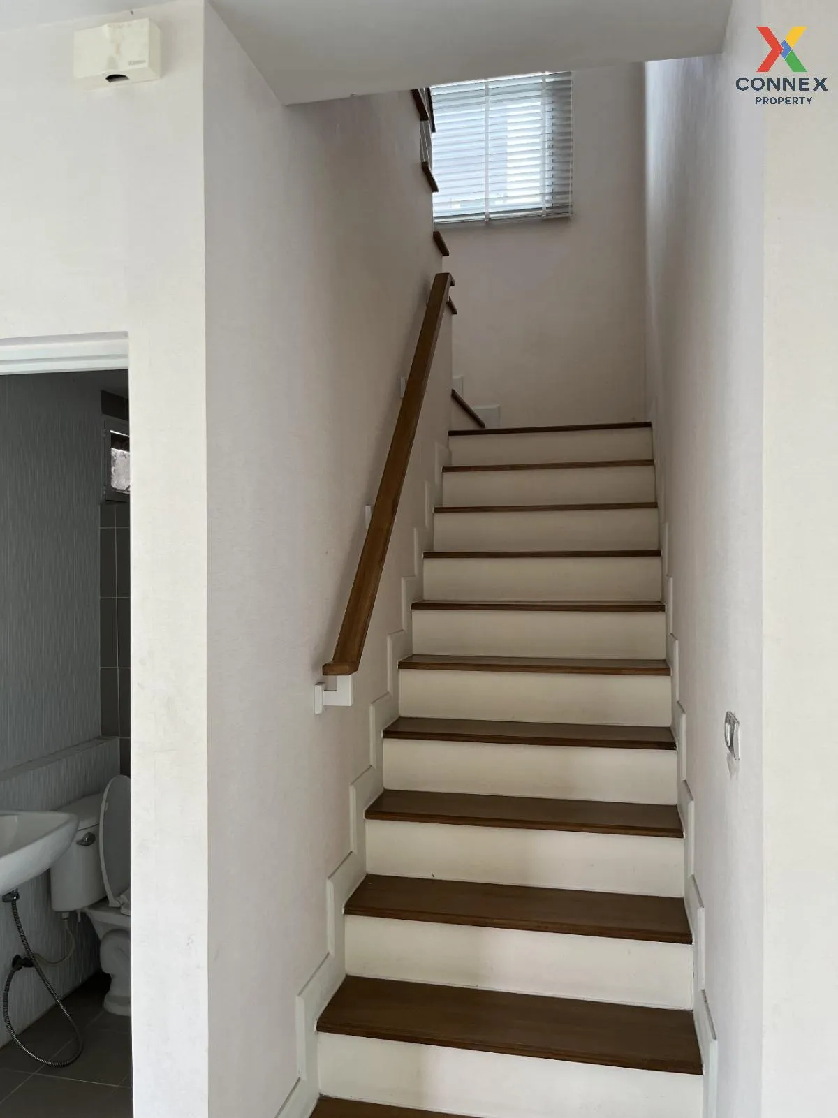 For Sale House , Centro Rama 9 - Motorway , Khlong Song Ton Noon 