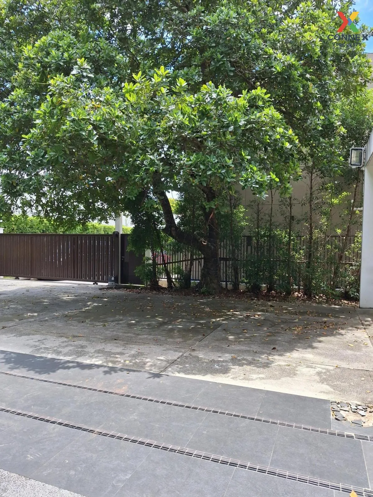 ขายบ้าน  บ้านลดาวัลย์ ราชพฤกษ์ - ปิ่นเกล้า บางระมาด เขต ตลิ่งชัน 