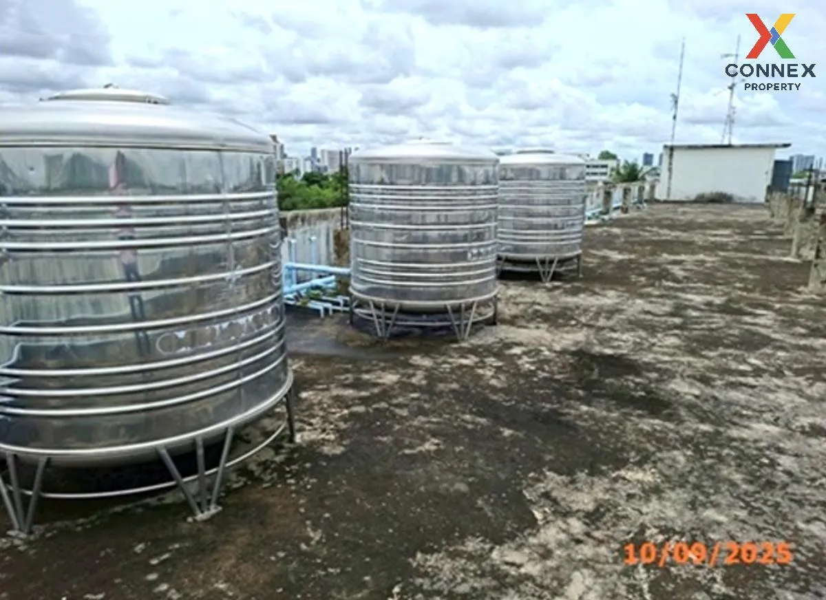 For Sale 4 - storey apartment area 1948 square meters Bangkok Noi