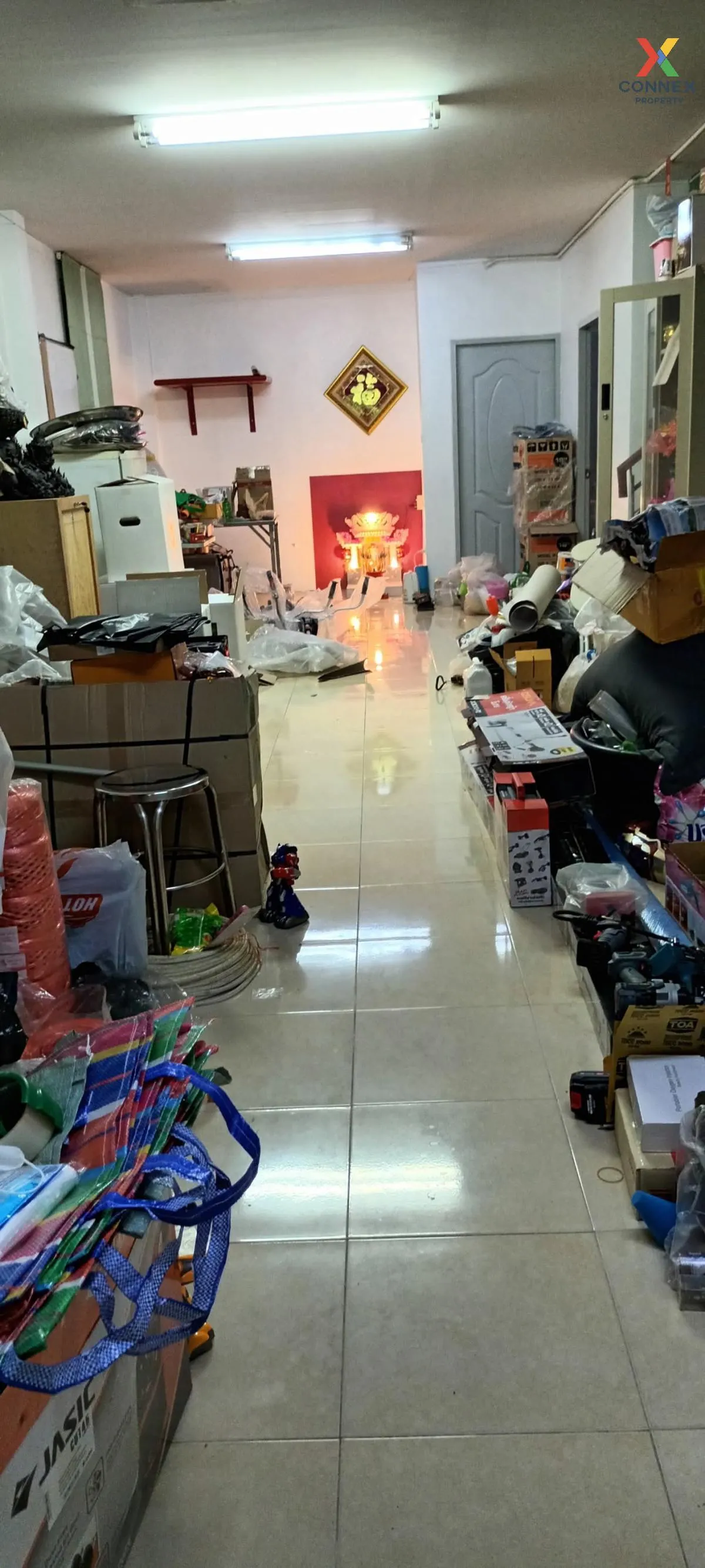 ขายทาวน์เฮ้าส์/ทาวน์โฮม  บ้านนิรันดร์สิริ ร่มเกล้า - สุวรรณภูมิ ค 3