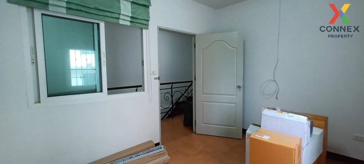 ขายทาวน์เฮ้าส์/ทาวน์โฮม  บ้านนิรันดร์สิริ ร่มเกล้า - สุวรรณภูมิ ค