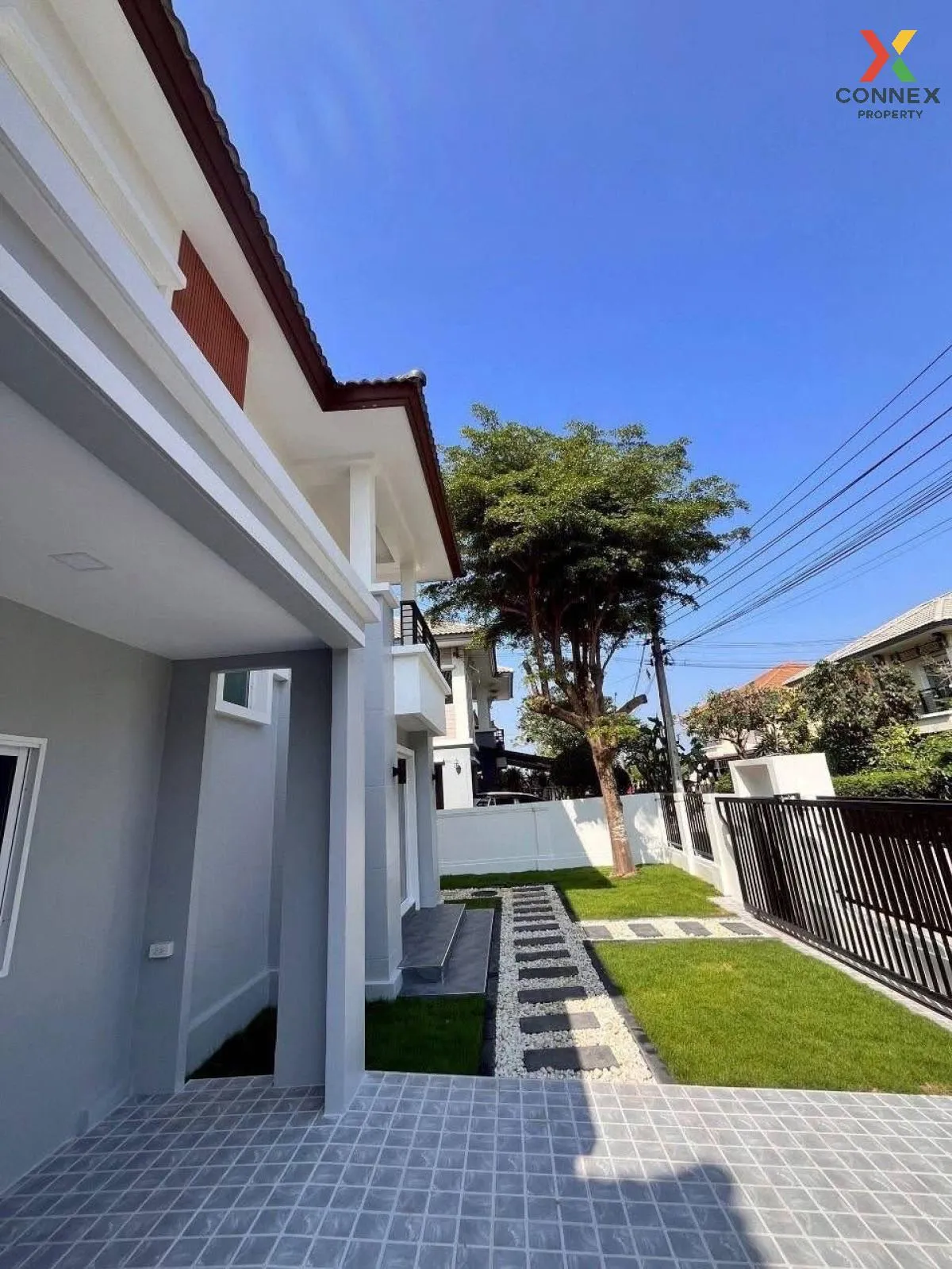For Sale House , Pruksa Village 5 Wongwaen - Rattanathibet , newl