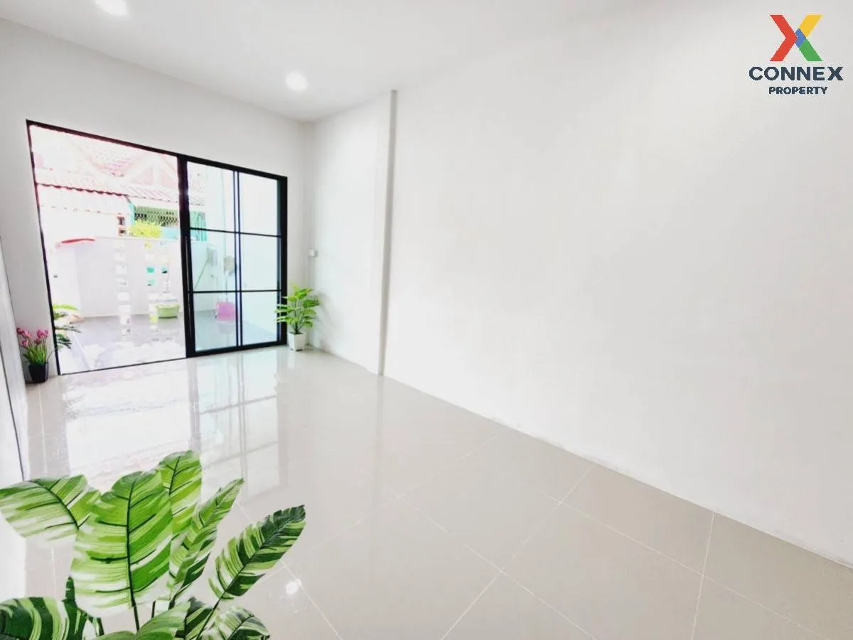 ขายทาวน์เฮ้าส์/ทาวน์โฮม  บ้านสัมพันธ์วิลล่า ลำลูกกา คลอง 3 รีโนเว ขายทาวน์เฮ้าส์/ทาวน์โฮม  บ้านสัมพันธ์วิลล่า ลำลูกกา คลอง 3 รีโนเว 4