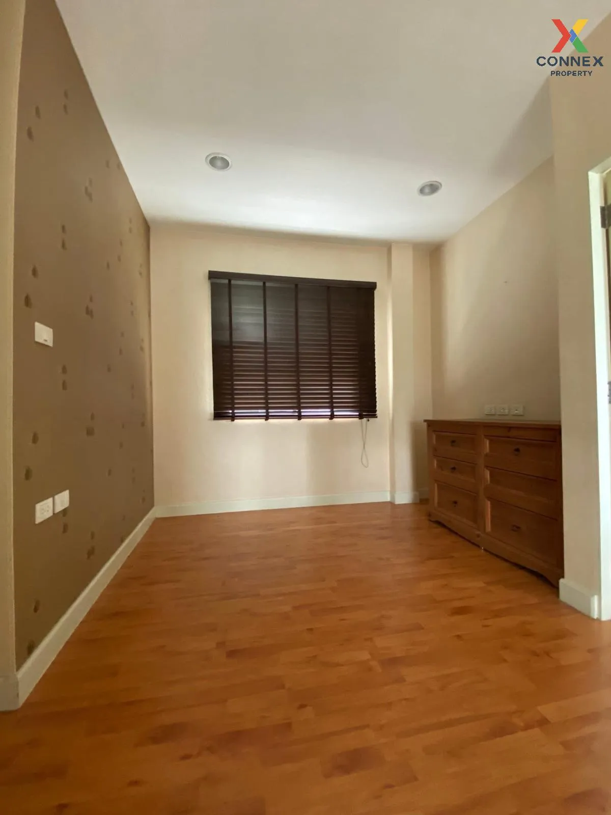 For Sale House , Life Bangkok Boulevard Wongwaen - Rama 9 , ARL-H For Sale House , Life Bangkok Boulevard Wongwaen - Rama 9 , ARL-H 4