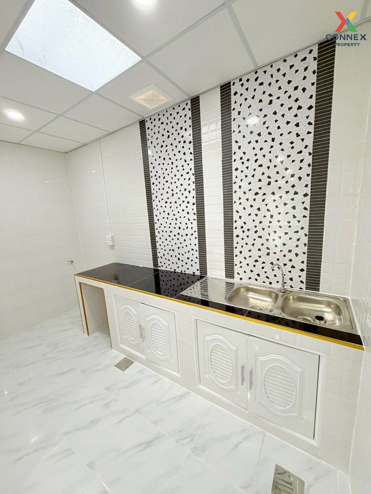 For Sale Townhouse/Townhome  , Baan Marui Bang Khen 1 , wide fron