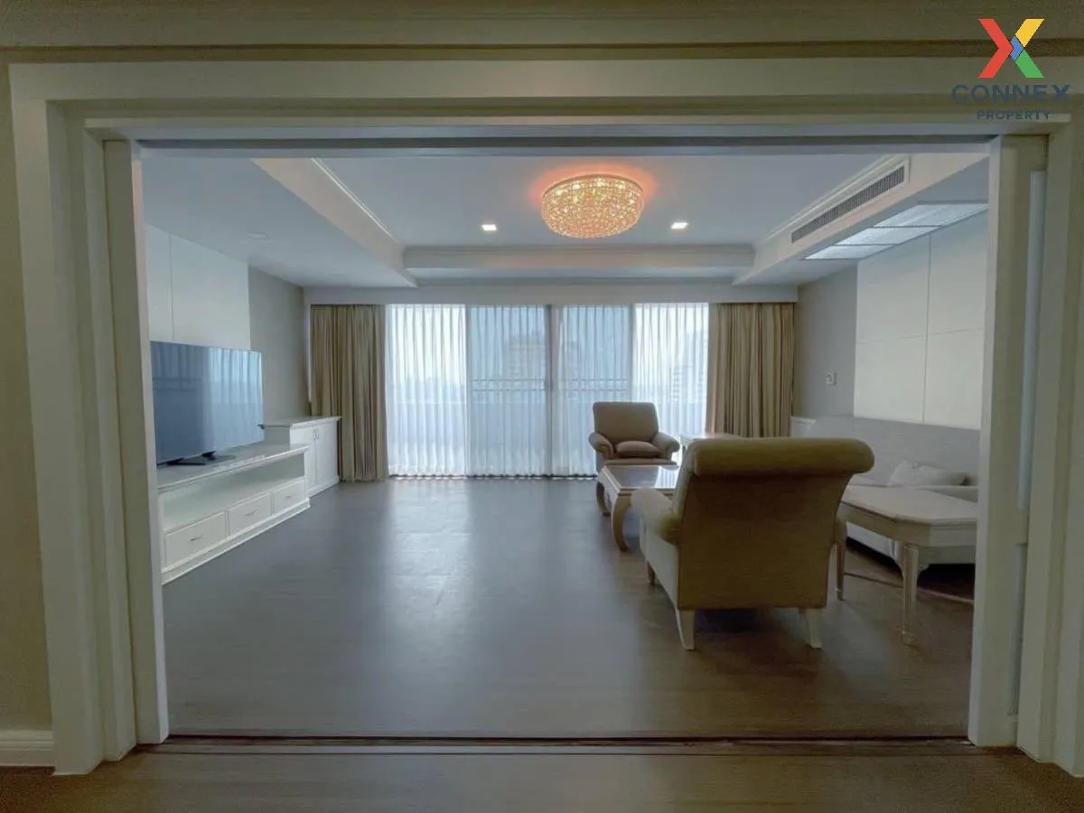 For Rent Condo , Oriental Tower , BTS-Ekkamai , Khlong Tan Nuea ,