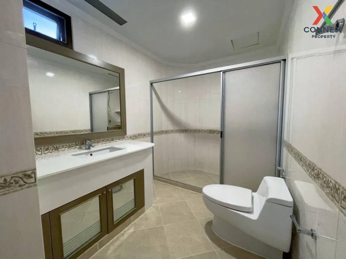 For Rent Condo , Oriental Tower , BTS-Ekkamai , Khlong Tan Nuea ,