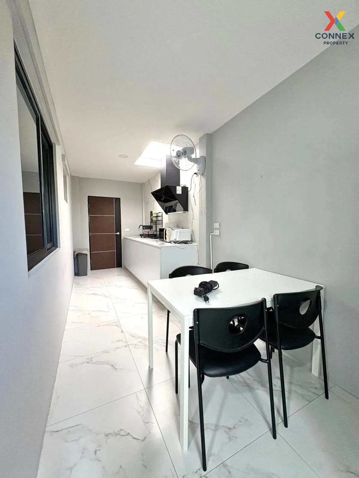 ขายบ้าน  เพอร์เฟค พาร์ค บางนา หน้ากว้าง บางเสาธง บางเสาธง สมุทรปร