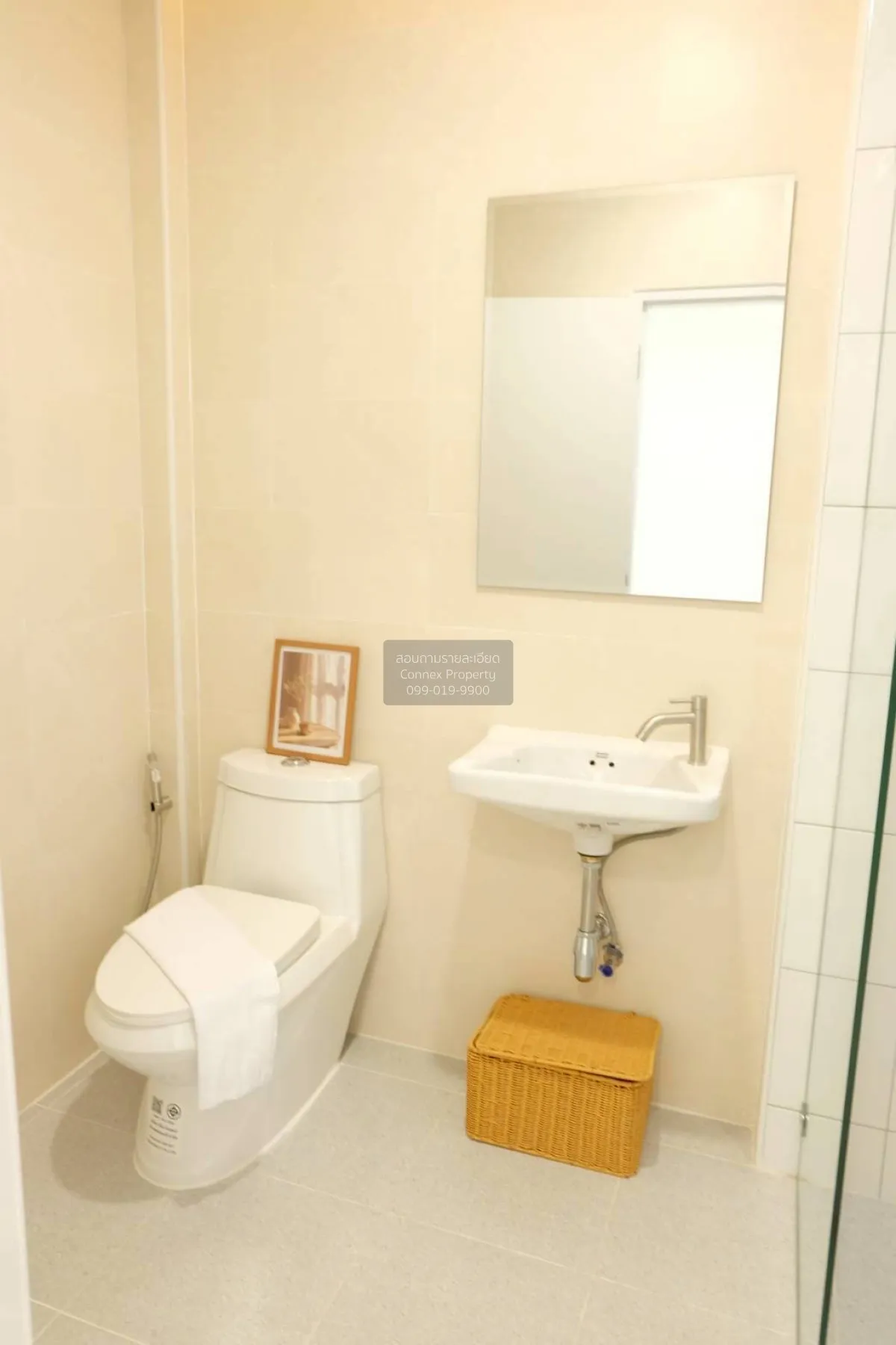 For Sale Townhouse/Townhome  , Khlong Chan Villa 3 , newly renova