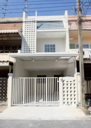 ขายทาวน์เฮ้าส์/ทาวน์โฮม  คลองจั่น วิลล่า 3 รีโนเวทใหม่ คลองจั่น เขต บึงกุ่ม กรุงเทพ CX-133207