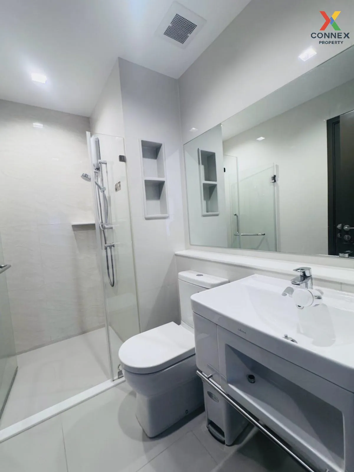 เช่าคอนโด  ไลฟ์ ลาดพร้าว แวลลีย์ BTS-ห้าแยกลาดพร้าว จอมพล  เขต จต