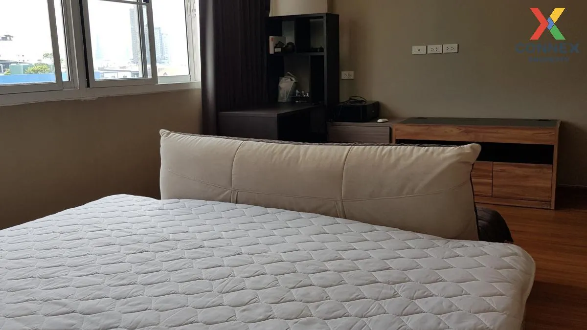 เช่าคอนโด  ซี แอนด์ ซี ทเวนตี้ไนน์ คอนโด ดูเพล็กซ์ สามเสนใน เขต พ 2