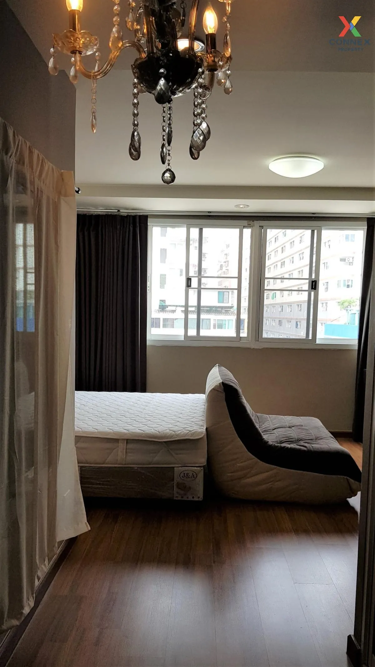 เช่าคอนโด  ซี แอนด์ ซี ทเวนตี้ไนน์ คอนโด ดูเพล็กซ์ สามเสนใน เขต พ 3