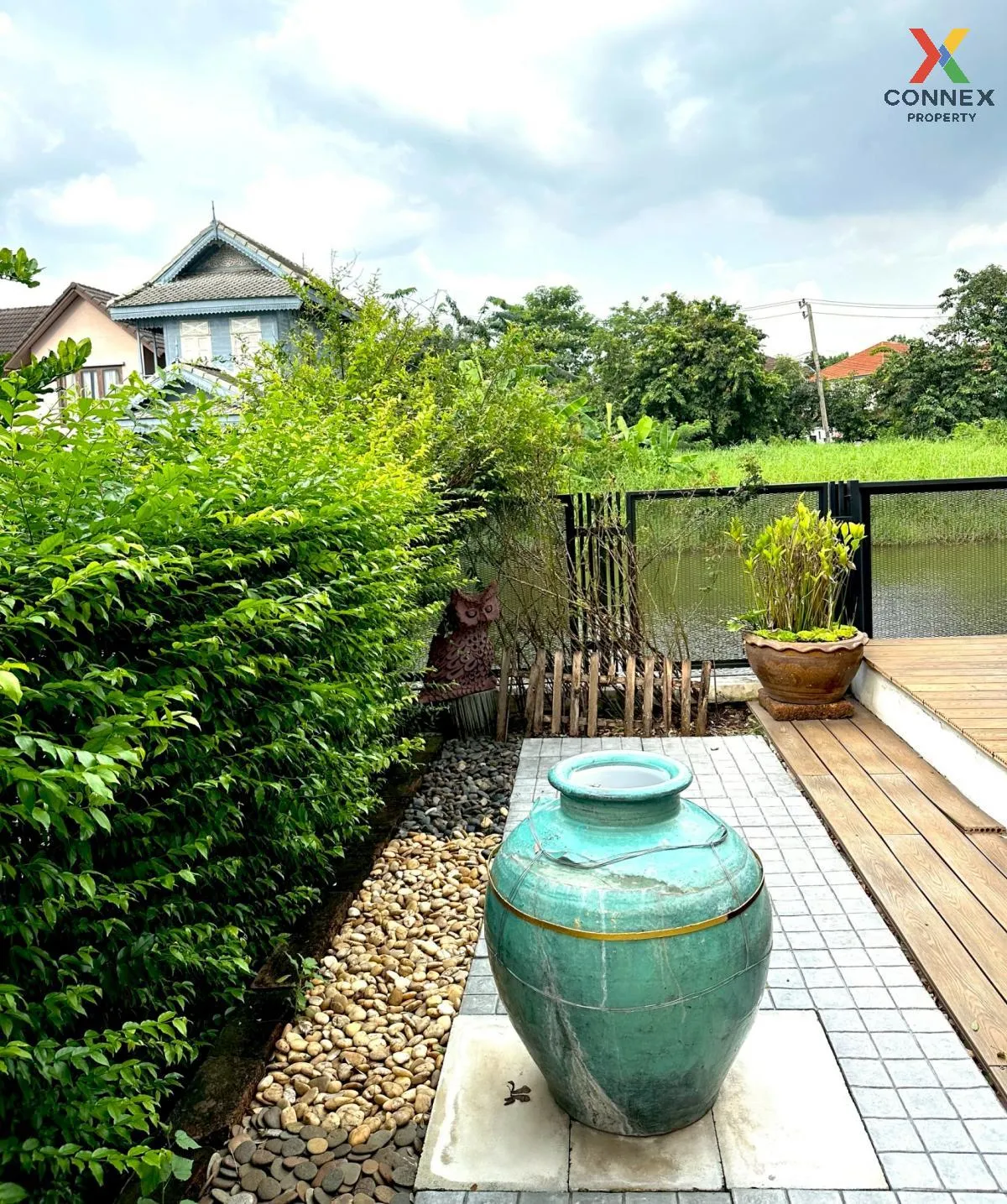 For Sale House , Baan Krisadanakon 25 , corner unit , Sai Kong Di