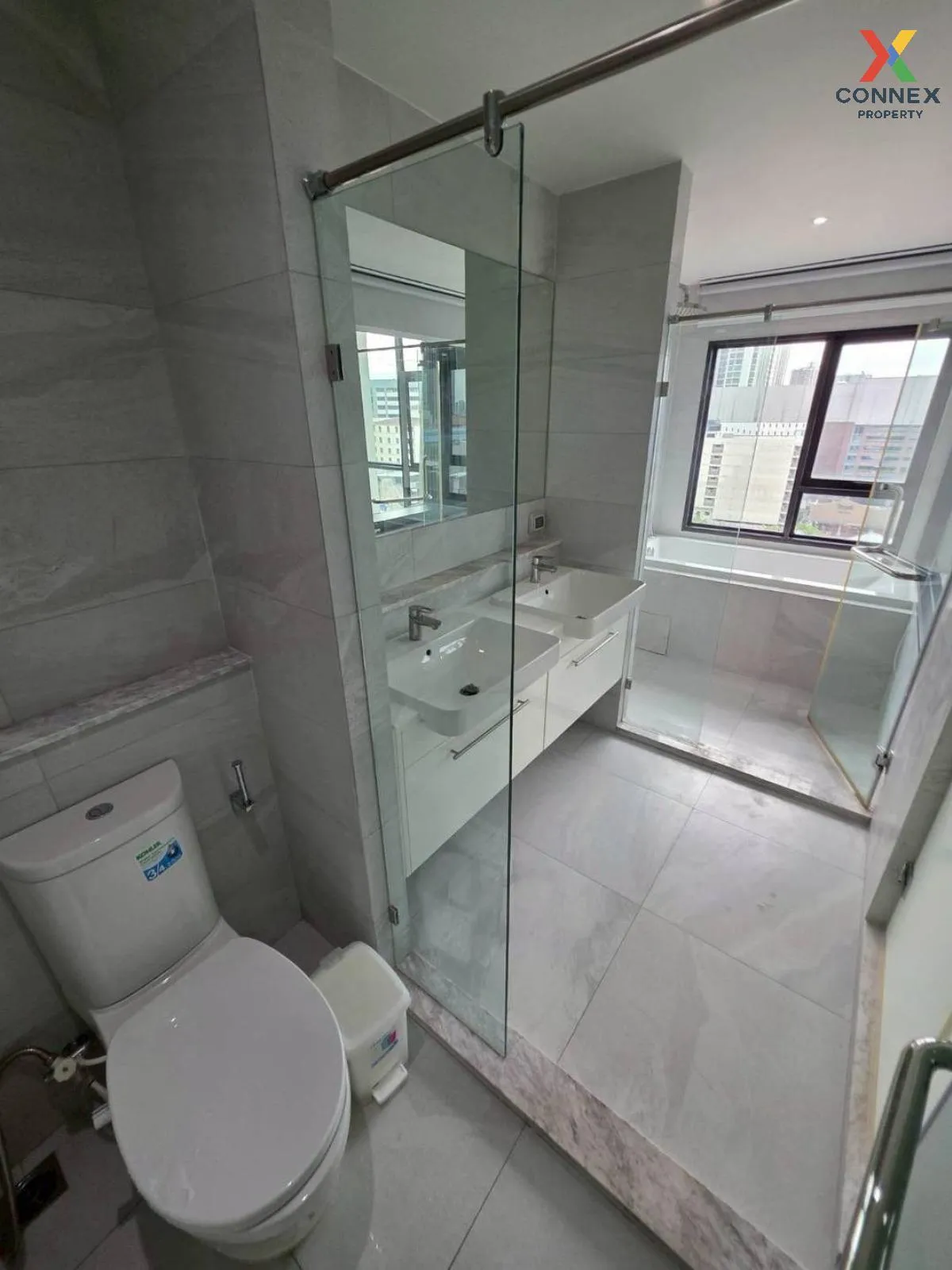 เช่าคอนโด  รึทึ่ม เอกมัย วิวสวย ห้องมุม หน้ากว้าง BTS-เอกมัย คลอง