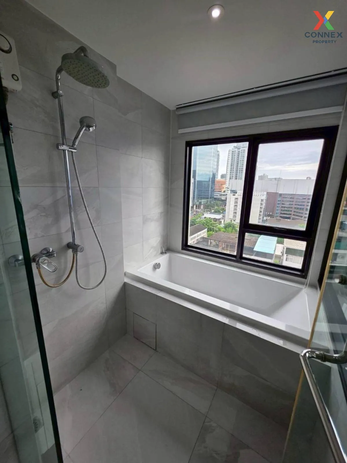 เช่าคอนโด  รึทึ่ม เอกมัย วิวสวย ห้องมุม หน้ากว้าง BTS-เอกมัย คลอง