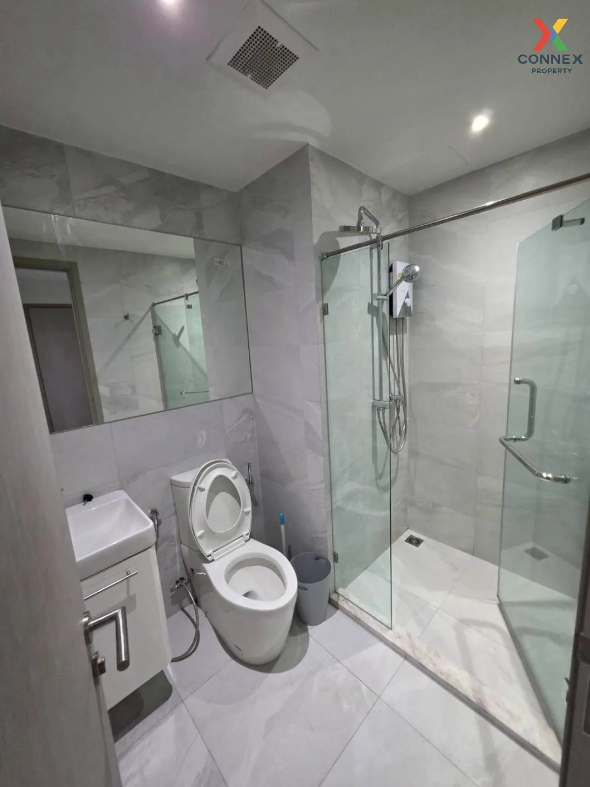 เช่าคอนโด  รึทึ่ม เอกมัย วิวสวย ห้องมุม หน้ากว้าง BTS-เอกมัย คลอง