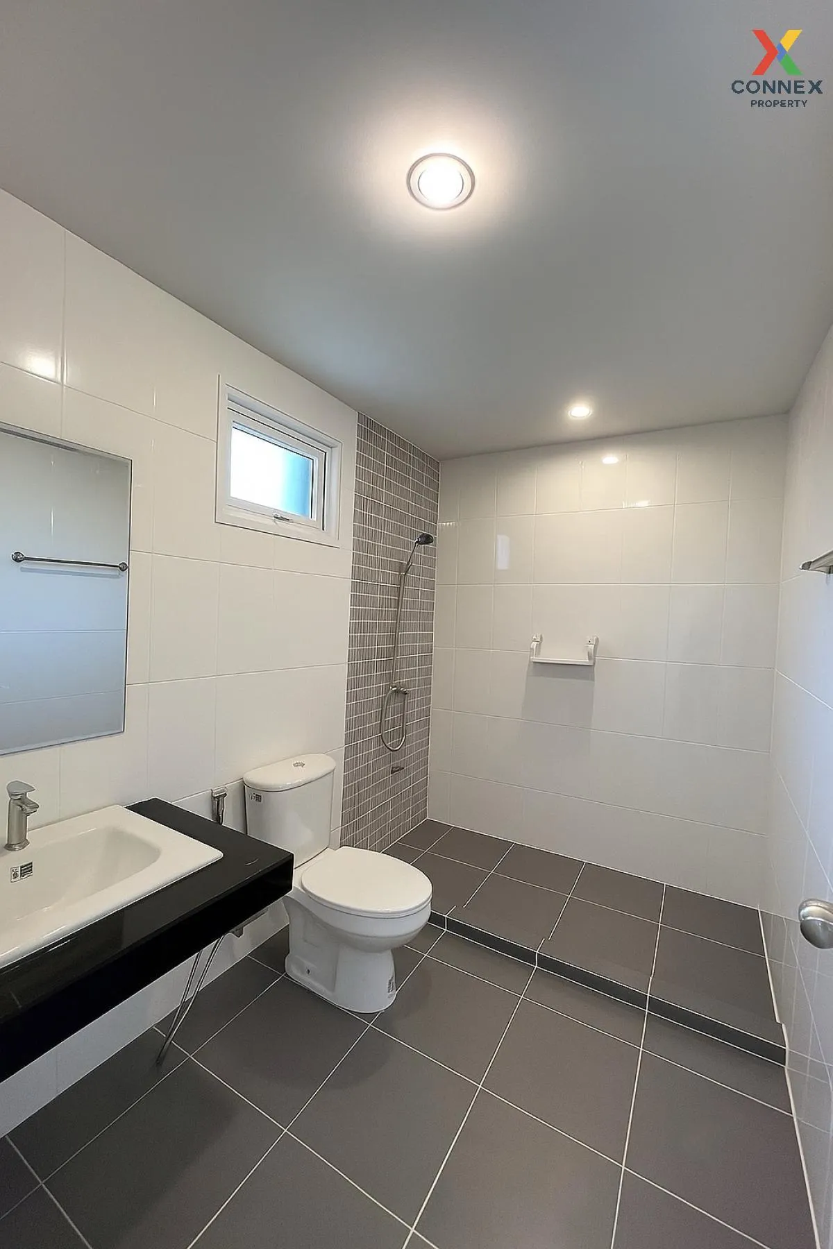 For Sale The Pana Petchkasem-Sai 3 , corner unit , wide frontage 