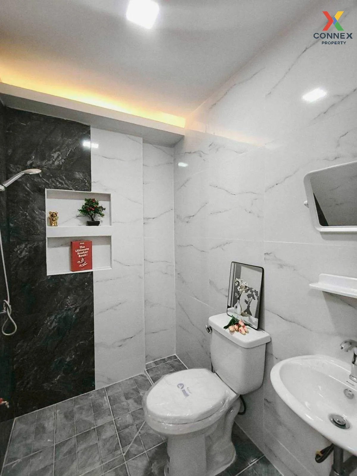 For Sale Townhouse/Townhome  , Muang Ramintra , newly renovated ,