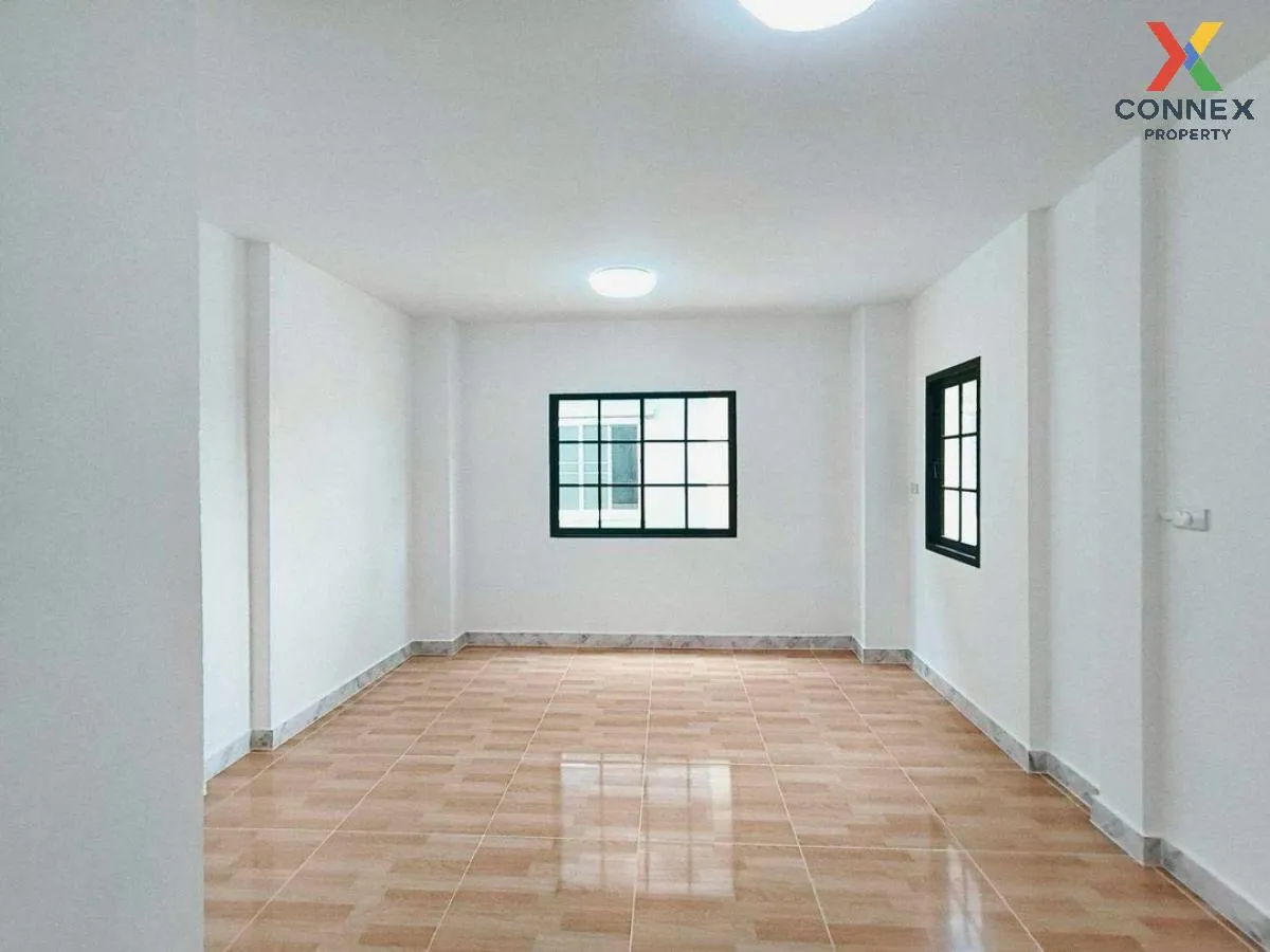 For Sale Townhouse/Townhome  , Muang Ramintra , newly renovated ,