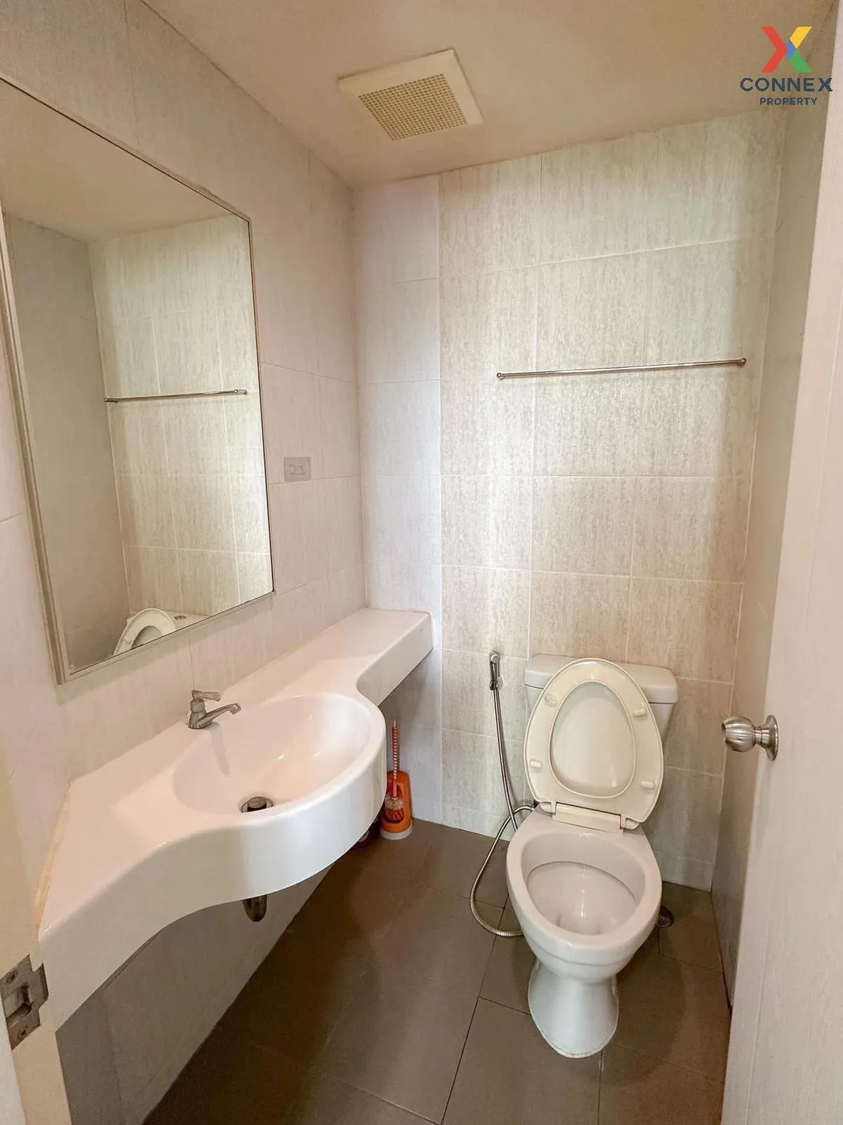 เช่าคอนโด  ลุมพินี พาร์ค นวมินทร์-ศรีบูรพา คลองกุ่ม เขต บึงกุ่ม ก