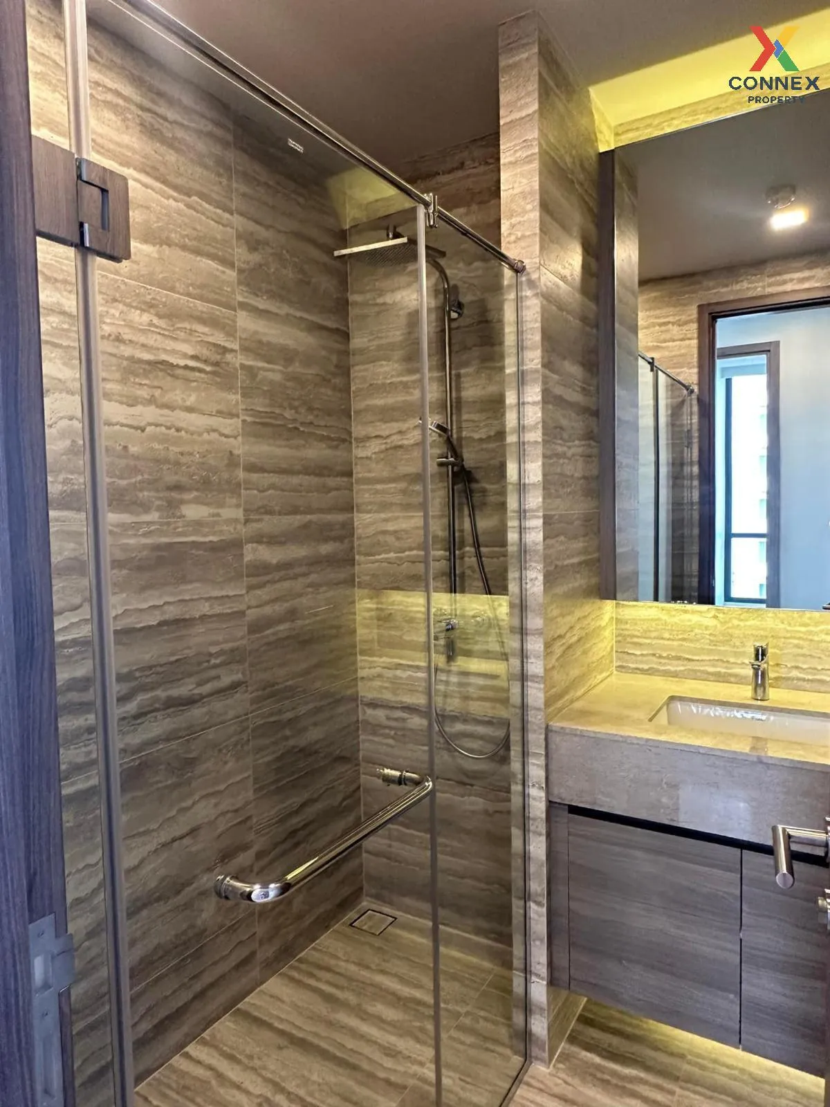 เช่าคอนโด  เซอเลส อโศก MRT-สุขุมวิท คลองเตยเหนือ เขต วัฒนา กรุงเท