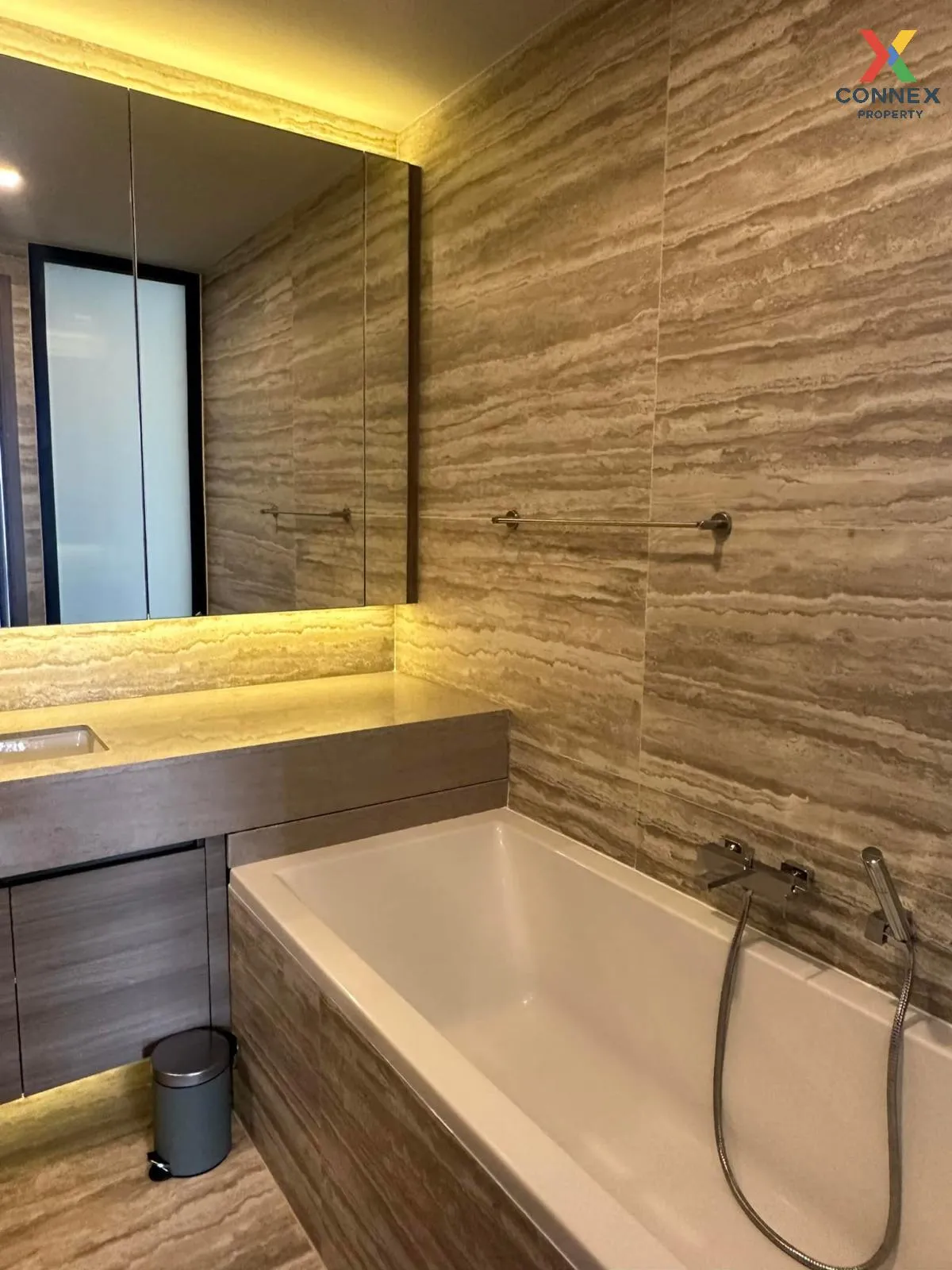 เช่าคอนโด  เซอเลส อโศก MRT-สุขุมวิท คลองเตยเหนือ เขต วัฒนา กรุงเท