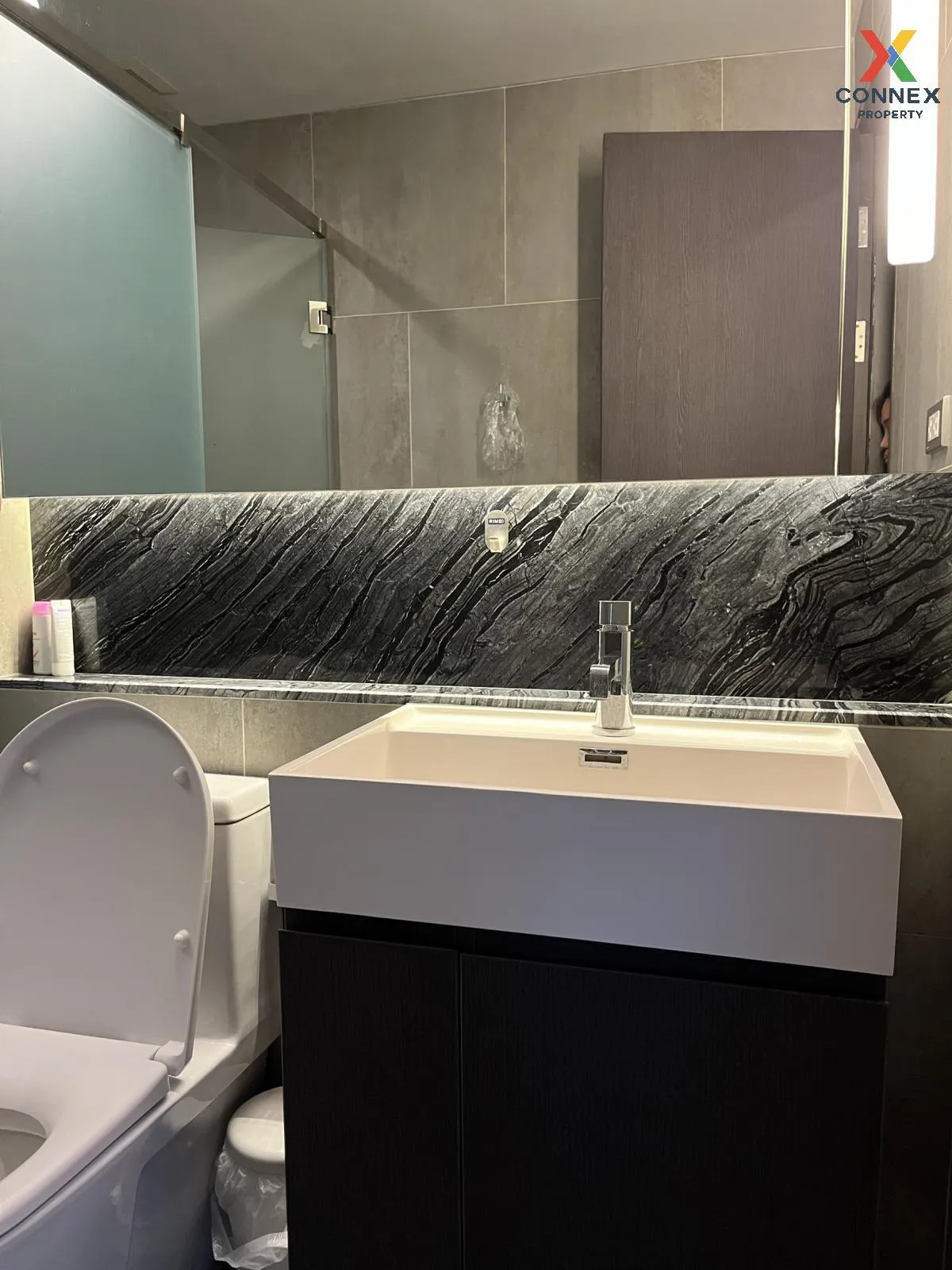 For Rent Condo , The Lumpini 24 , high floor , BTS-Phrom Phong , 