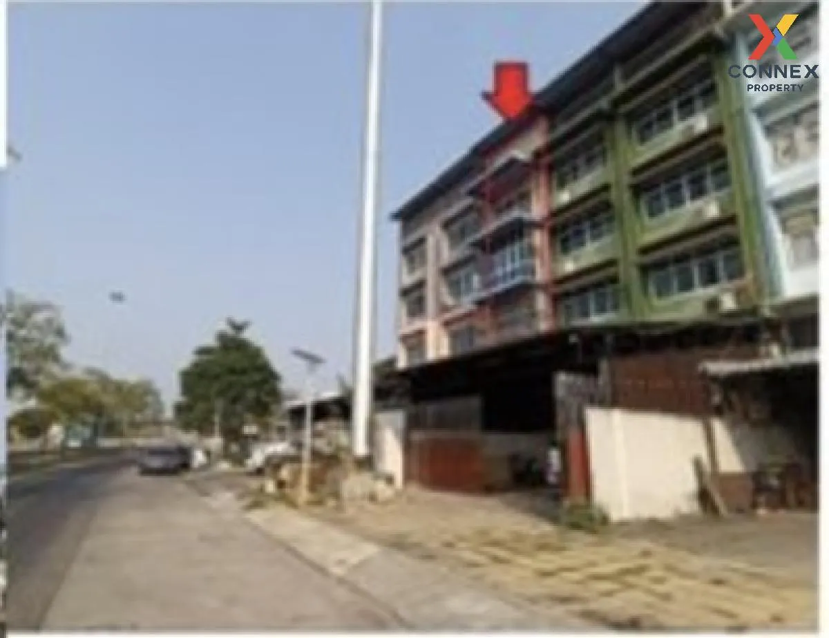 For Sale Commercial building 4.5 floors area 252 square meters Mu 2